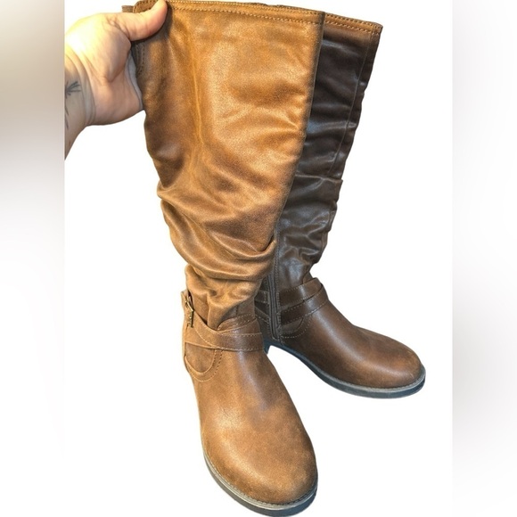 Unr8ed Women’s Brown Zippered Dylan Boots Size 8.5 M - Picture 1 of 14